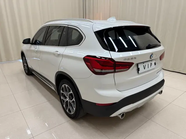 BMW X1 — Фото автомобиля 6