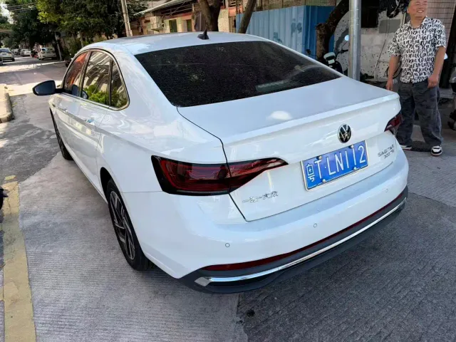 Volkswagen Sagitar — Фото автомобиля 3
