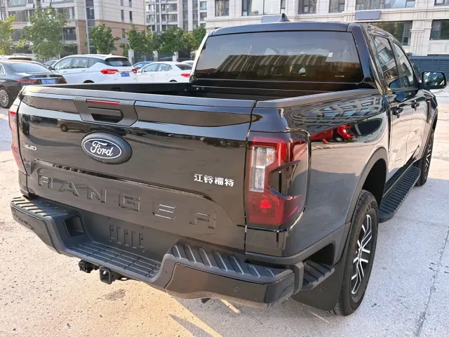Ford Ranger — Фото автомобиля 5