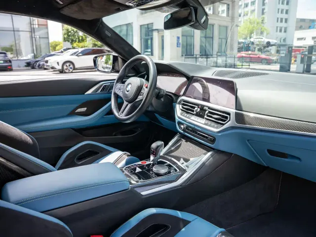 BMW M4 — Фото автомобиля 16