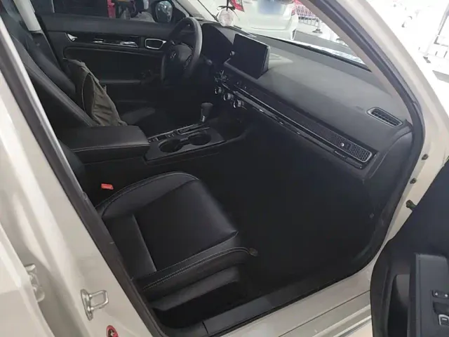 Honda Civic — Фото автомобиля 24