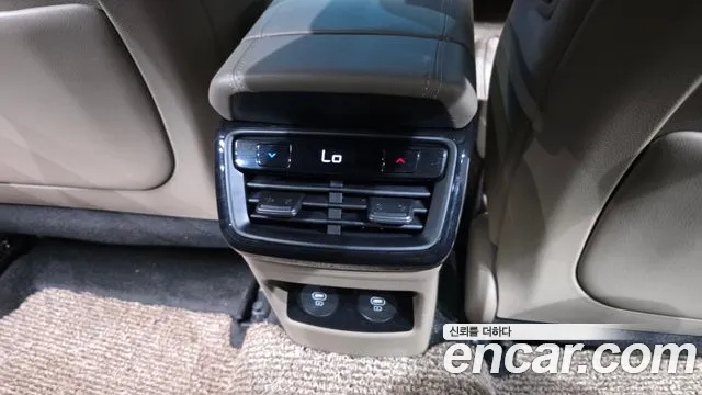 Kia K8 2.5 Бензин 2WD — Фото автомобиля 27