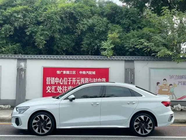 Audi A3 — Фото автомобиля 4