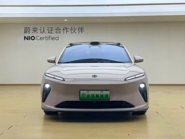 Nio ET5 — Фото автомобиля 4
