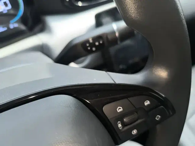 Leapmotor T03 — Фото автомобиля 13