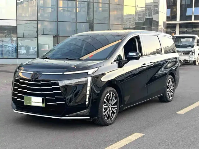 Фотография автомобиля — GAC Trumpchi E8