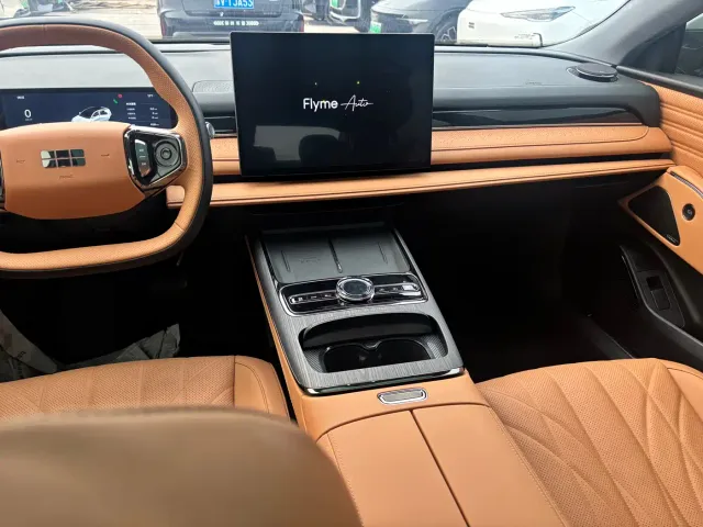 Geely Galaxy Xingyao 8 — Фото автомобиля 5