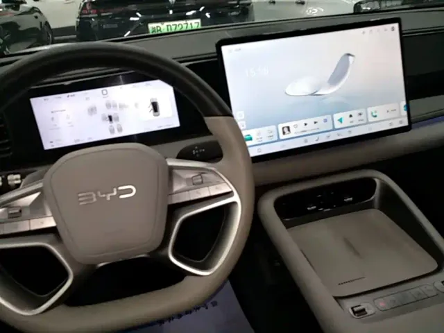 BYD Sealion 06 — Фото автомобиля 13