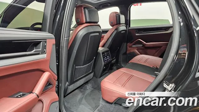 Porsche Cayenne PO536 — Фото автомобиля 18