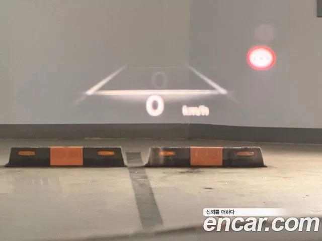 Genesis G80 Бензин 2.5 турбо 2WD — Фото автомобиля 14