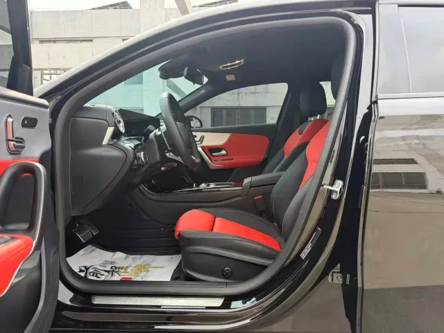 Mercedes-Benz A-Class AMG — Фото автомобиля 4