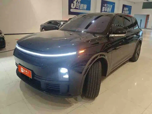 Фотография автомобиля — Li Auto L7