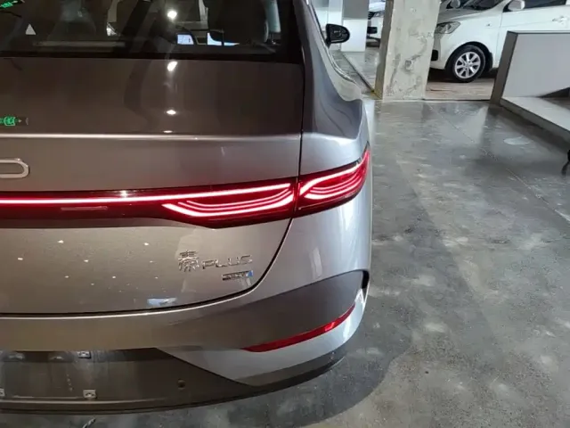 BYD Qin PLUS — Фото автомобиля 7