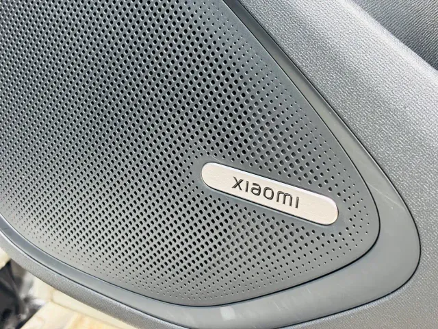 Xiaomi SU7 — Фото автомобиля 19