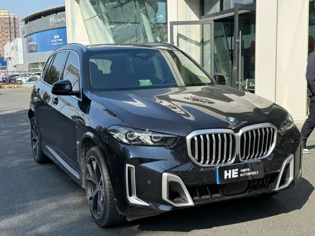 BMW X5 — Фото автомобиля 3