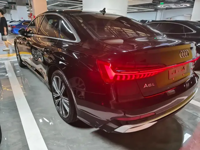 Audi Audi A6L 2022 40 TFSI Luxury Dynamic — Фото автомобиля 15