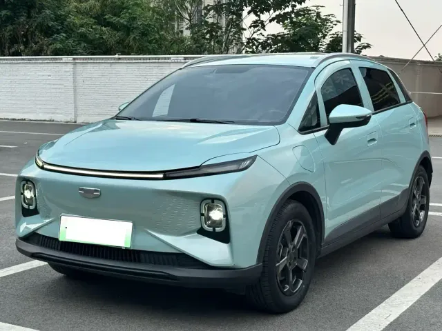 Фотография автомобиля — Geely Geometry E Firefly
