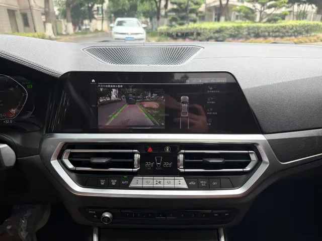 BMW 3 Series — Фото автомобиля 24