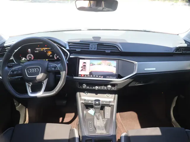 Audi Q3 — Фото автомобиля 16