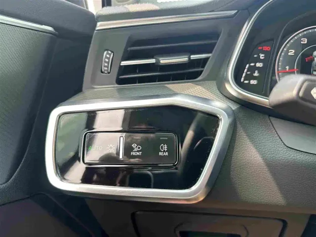Audi Audi A6L 2023 Facelift 45 TFSI Premium Elegance — Фото автомобиля 16
