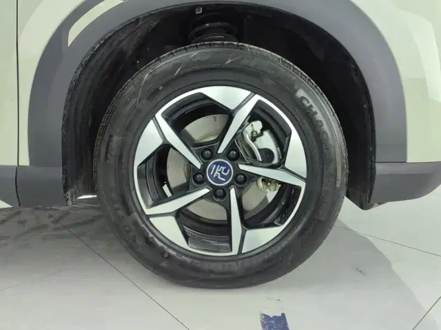 BYD Yuan UP — Фото автомобиля 6