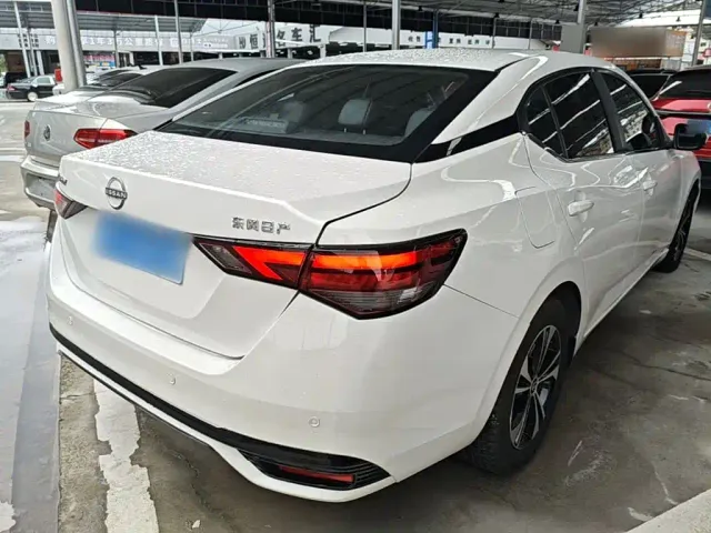 Nissan Sylphy — Фото автомобиля 6