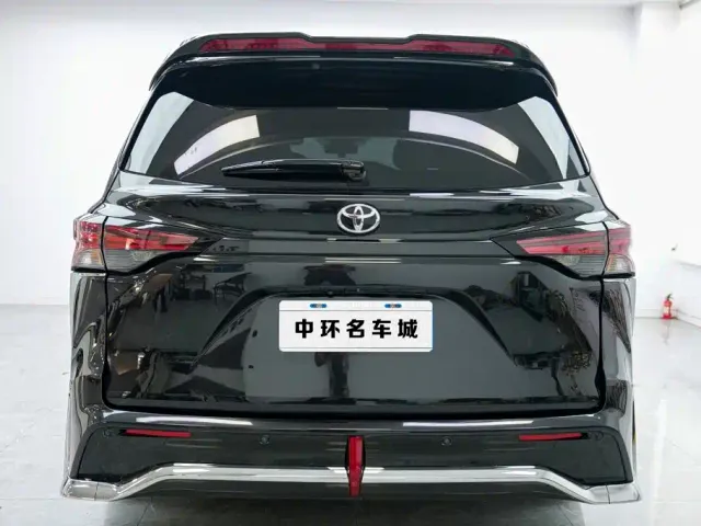 Toyota Granvia — Фото автомобиля 17