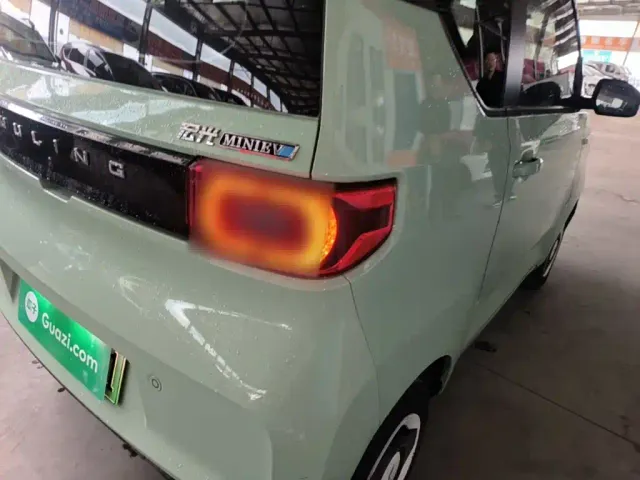 Wuling Hongguang Mini EV — Фото автомобиля 7