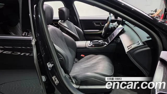 Mercedes-Benz S-Class — Фото автомобиля 10