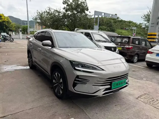 BYD Song PLUS — Фото автомобиля 2