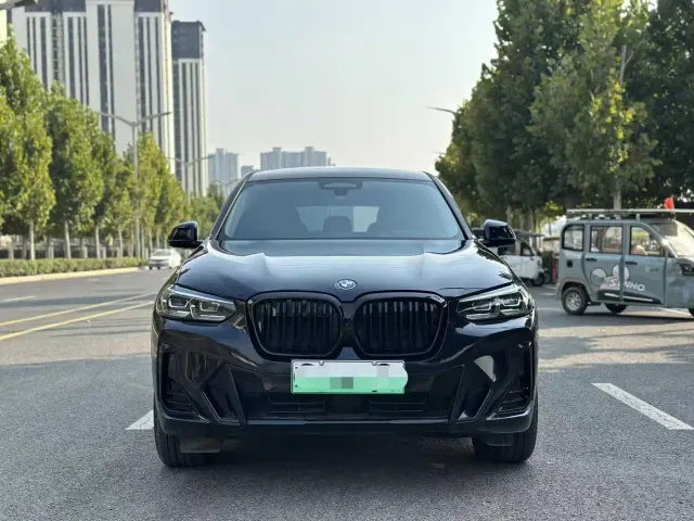 BMW iX3 — Фото автомобиля 2