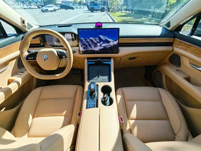 Aito M5 — Фото автомобиля 7