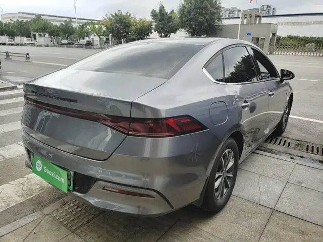 BYD Qin PLUS — Фото автомобиля 6