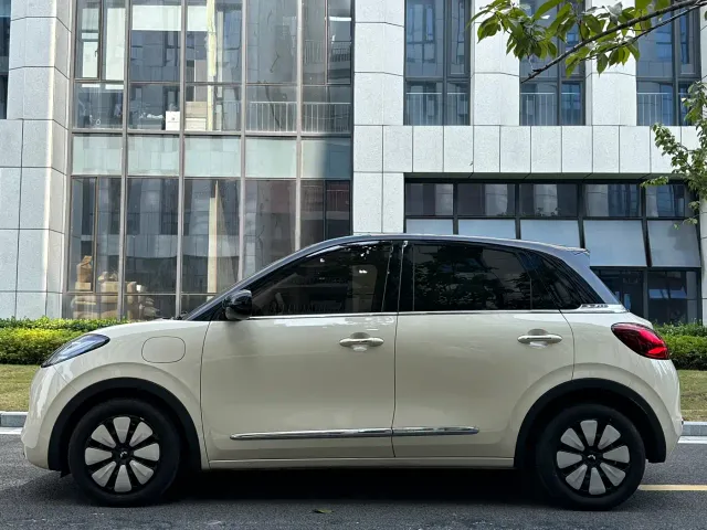 Wuling Bingo — Фото автомобиля 22