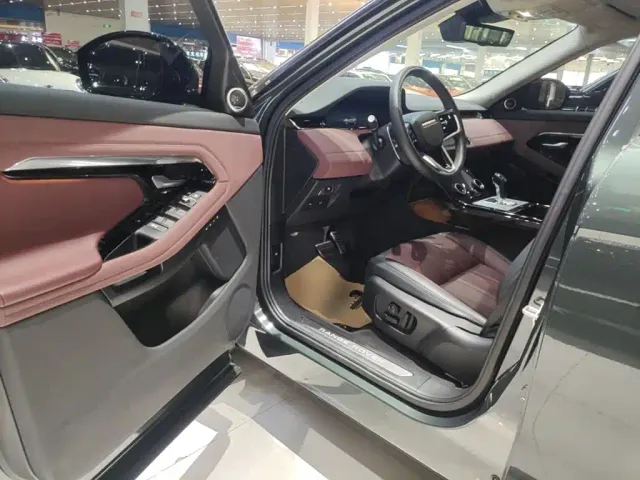 Land Rover Range Rover Evoque — Фото автомобиля 15