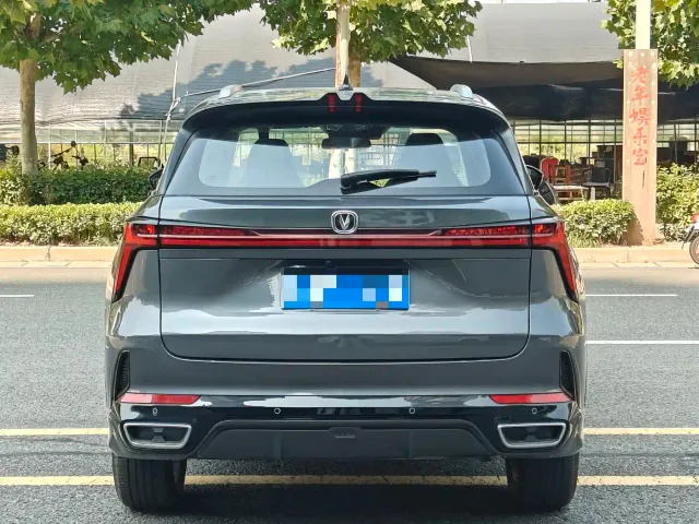 Changan CS75 Plus — Фото автомобиля 9