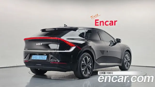 Kia EV6 — Фото автомобиля 2