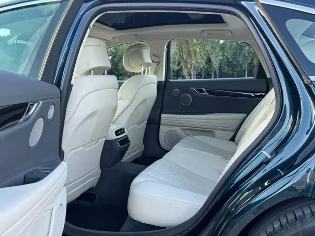 Genesis G80 — Фото автомобиля 10