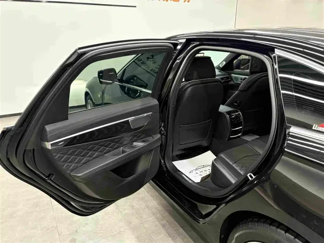 Cadillac CT6 — Фото автомобиля 14