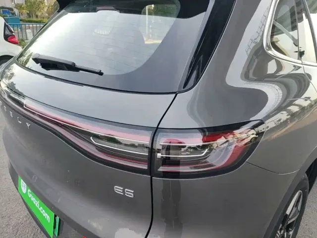 Geely Galaxy E5 — Фото автомобиля 7