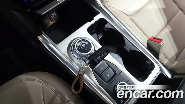 Ford Explorer — Фото автомобиля 9