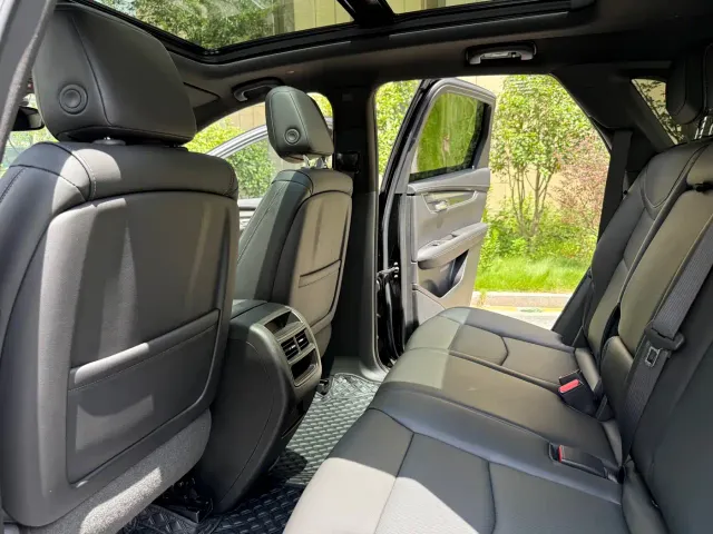 Cadillac XT5 — Фото автомобиля 18