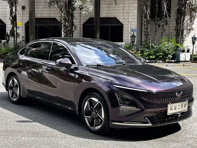 Wuling Starlight — Фото автомобиля 4