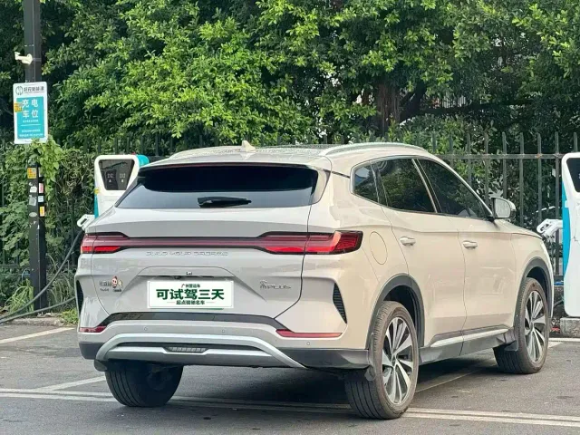 BYD Song PLUS — Фото автомобиля 9