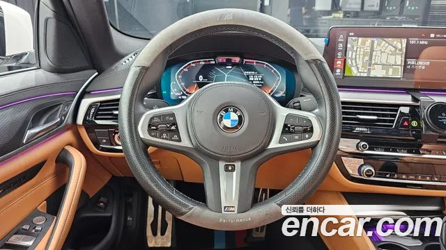 BMW 5-Series — Фото автомобиля 10