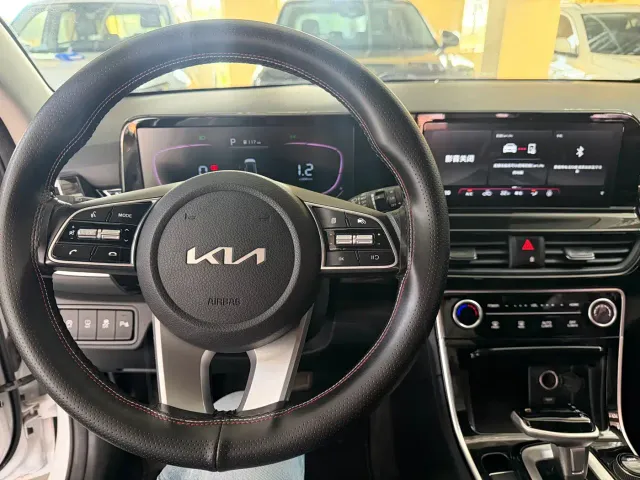 Kia Seltos — Фото автомобиля 16