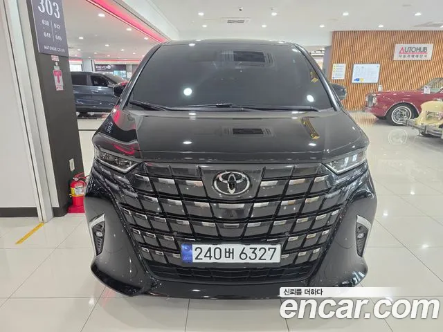 Toyota Alphard — Фото автомобиля 3