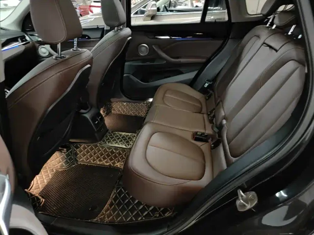 BMW X1 — Фото автомобиля 16