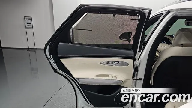 Genesis GV70 Electrified — Фото автомобиля 14