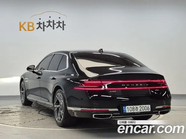 Genesis G90 Бензин 3.5 турбо AWD — Фото автомобиля 2